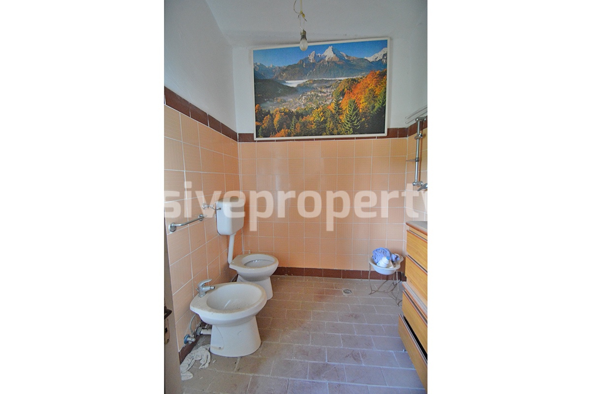 Stone house with garden for sale in Molise - Castelbottaccio