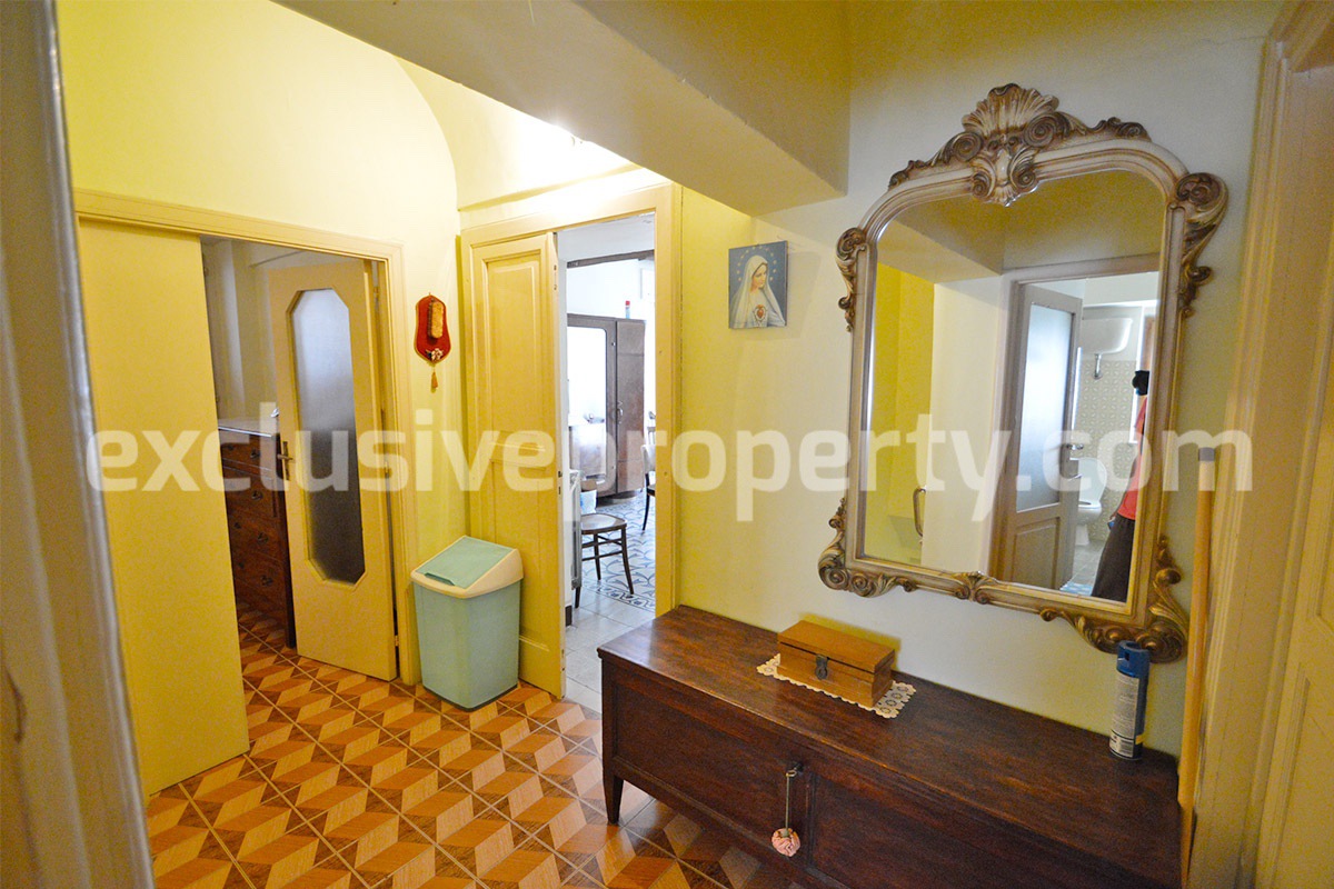 Period stone house near the coast for sale in Molise 34