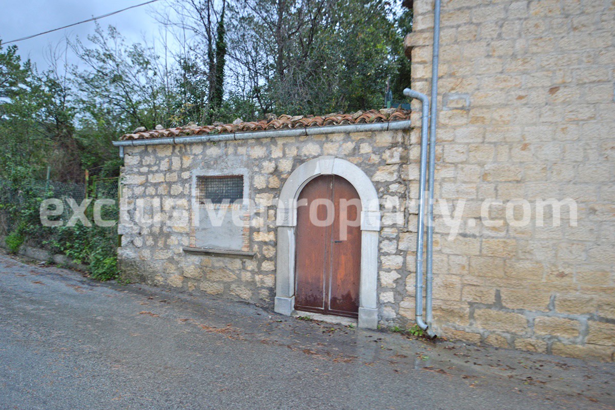 Ancient stone house with building garden for sale in Abruzzo 21