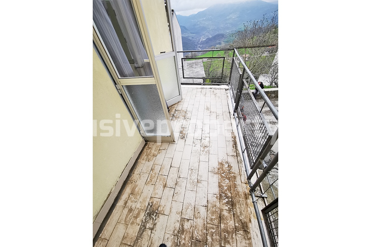 Town house with terrace and land for sale in Liscia - Abruzzo 24
