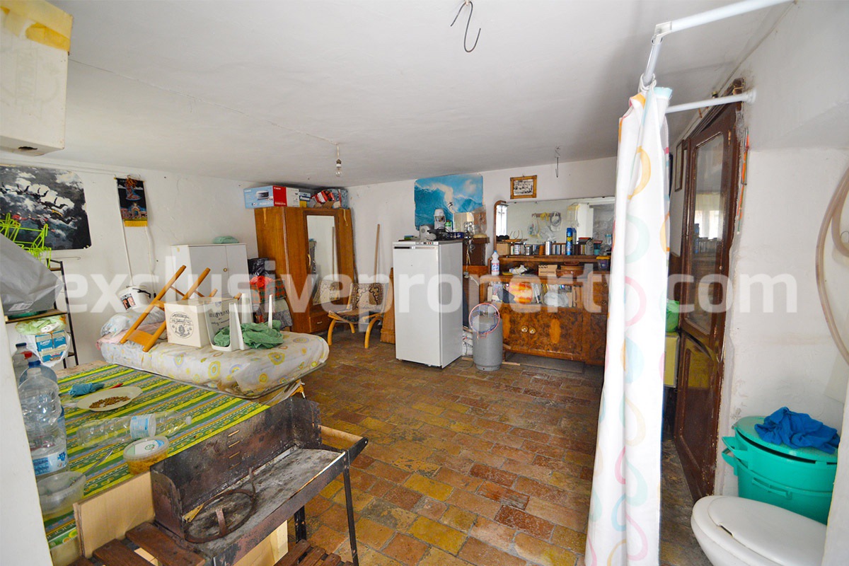 Beautiful town house with panoramic view for sale in San Buono 35