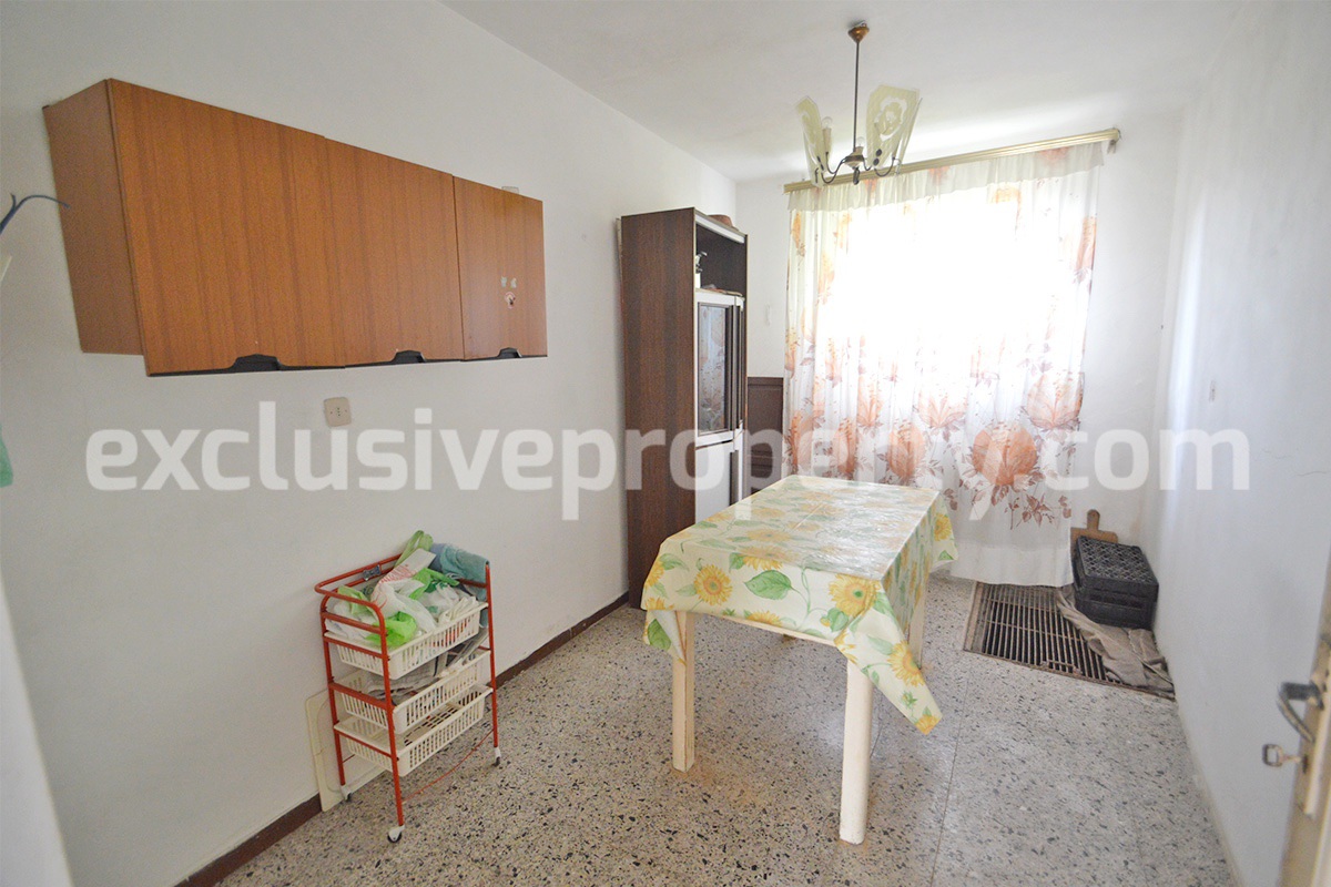 Beautiful town house with panoramic view for sale in San Buono 12