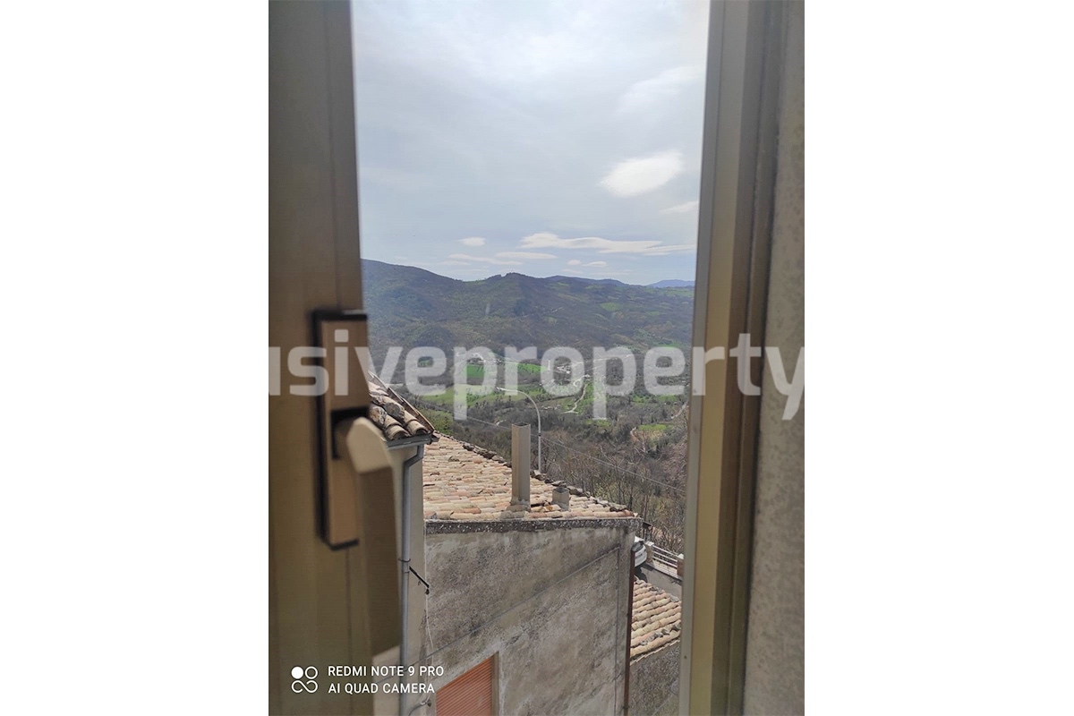 Beautiful town house with panoramic view for sale in San Buono 30