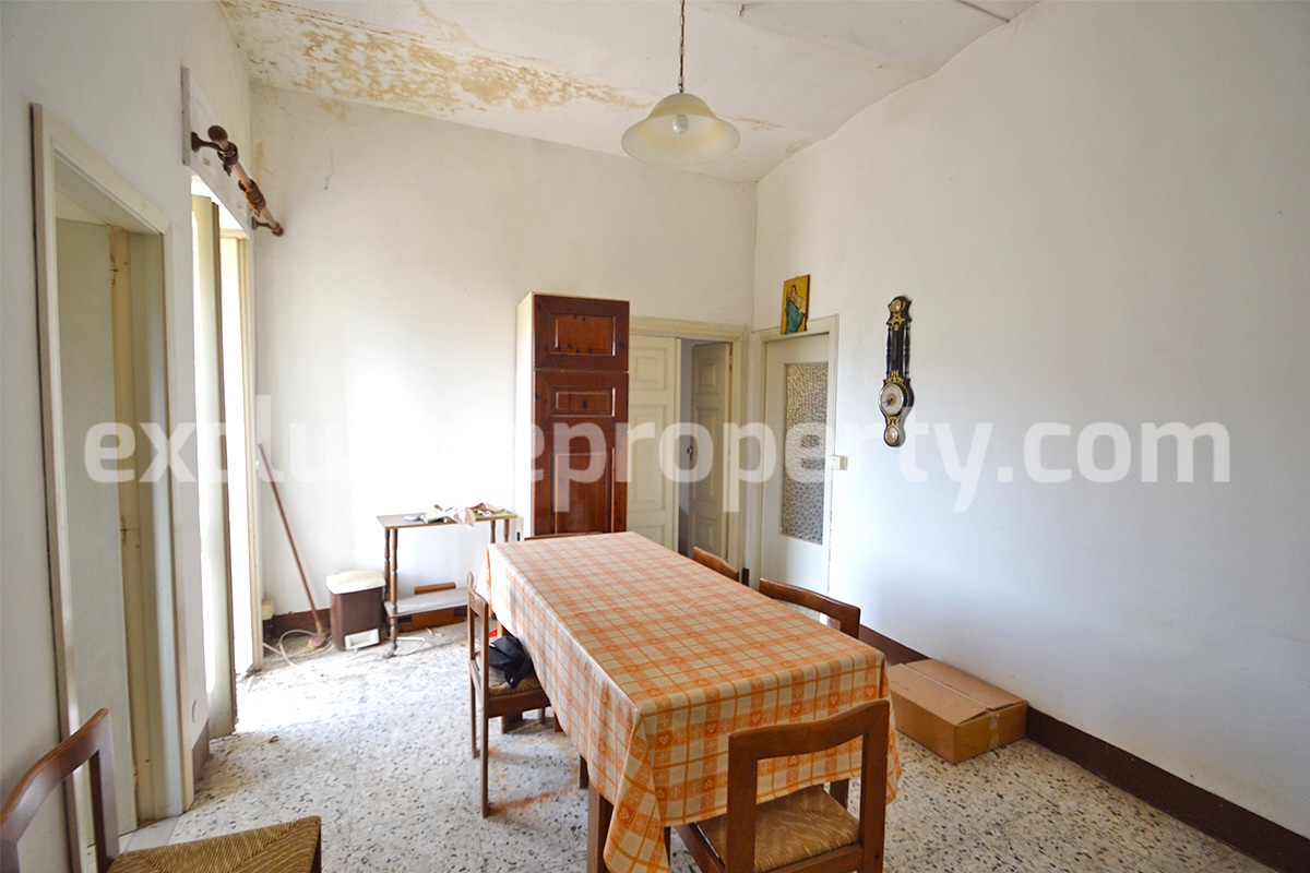 Property consisting of two residential units for sale in Abruzzo - Italy 66
