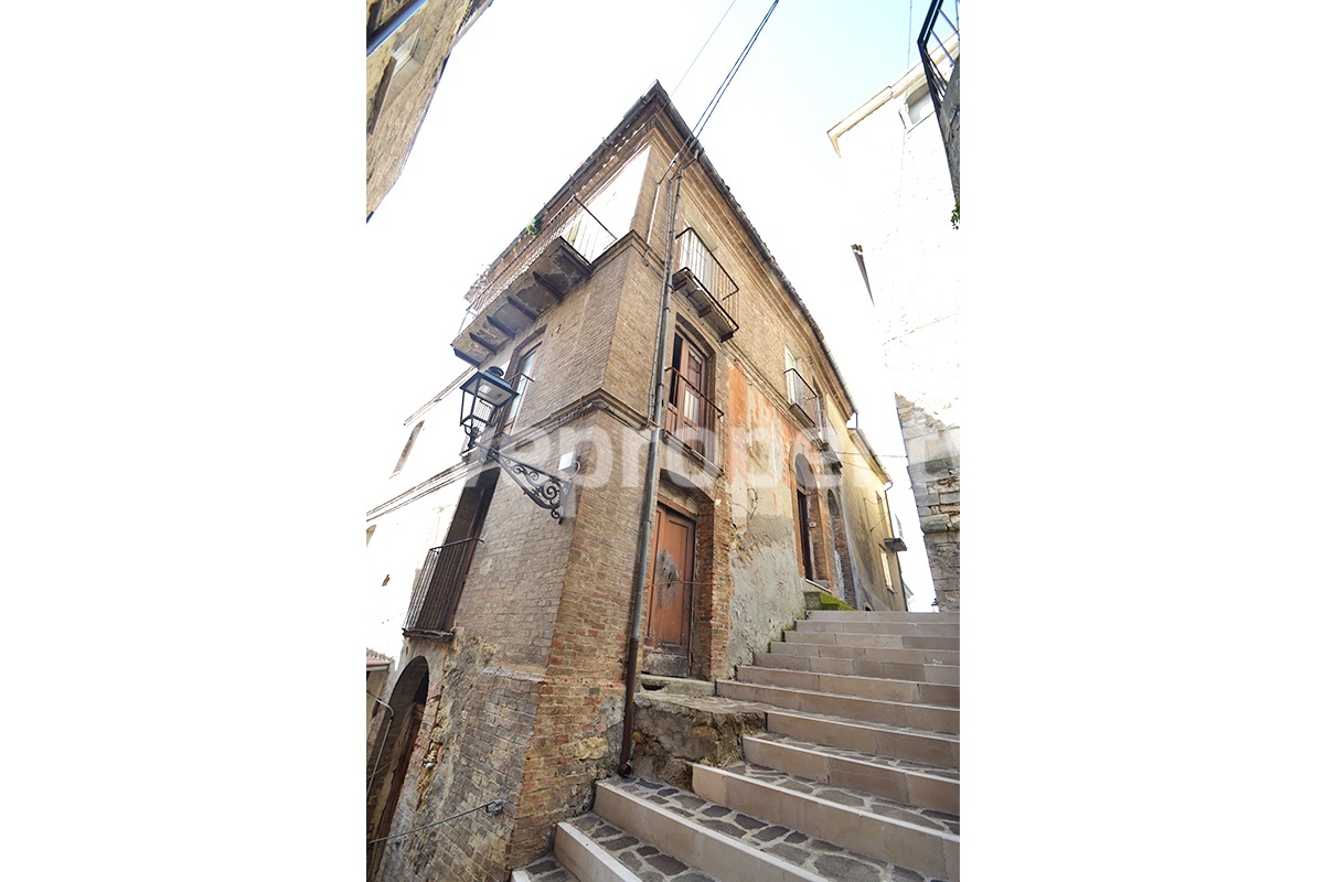 Property consisting of two residential units for sale in Abruzzo - Italy