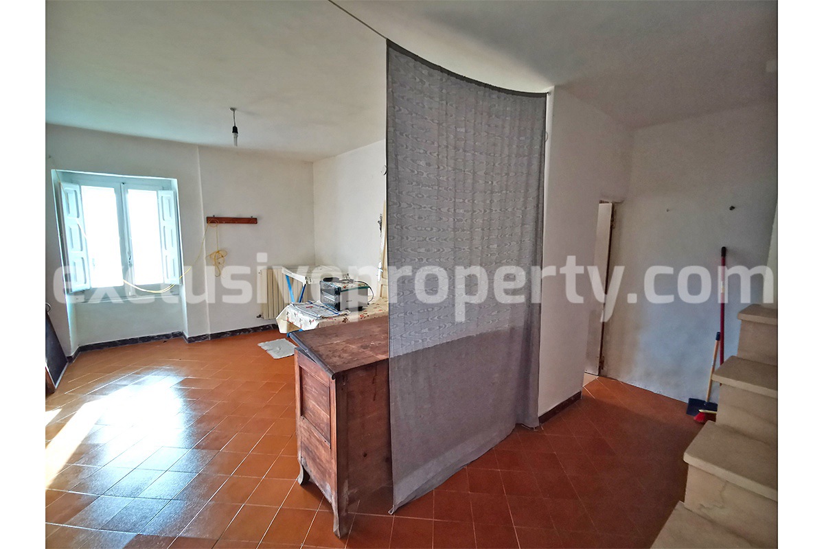 Large rural house with garden for sale in Torricella Peligna - Abruzzo 40