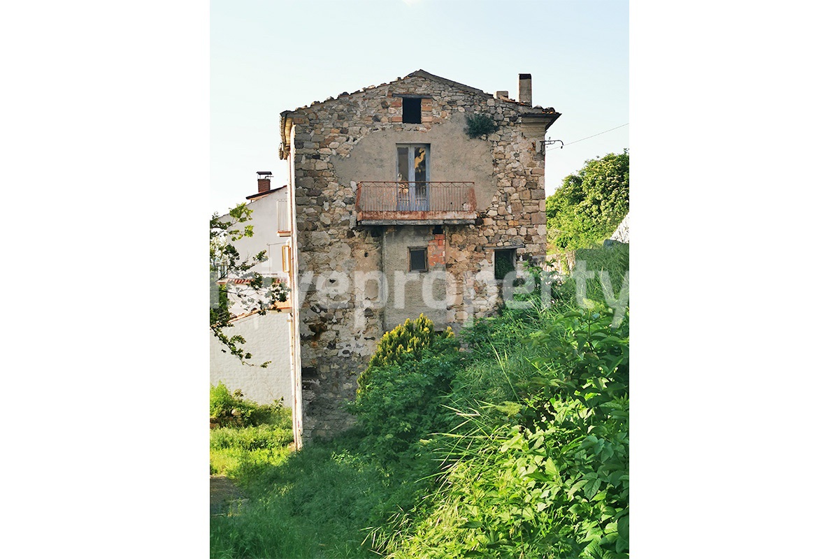 Large rural house with garden for sale in Torricella Peligna - Abruzzo 56