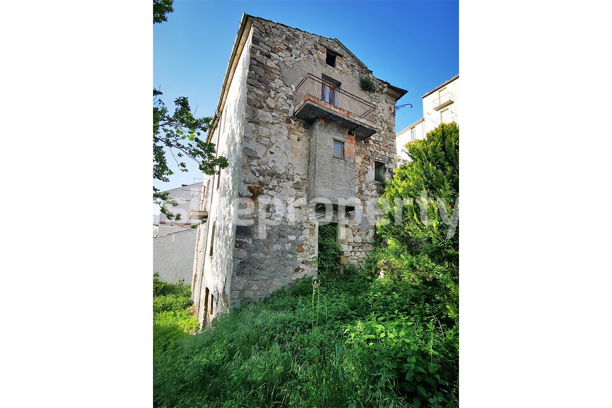 Large rural house with garden for sale in Torricella Peligna - Abruzzo 57