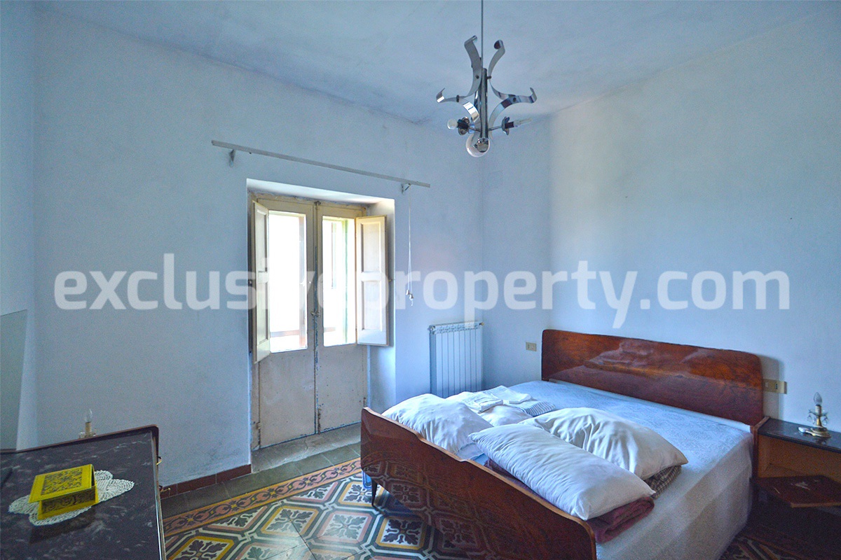 Spacious habitable house with panoramic terrace and flat garden for sale in Abruzzo 42