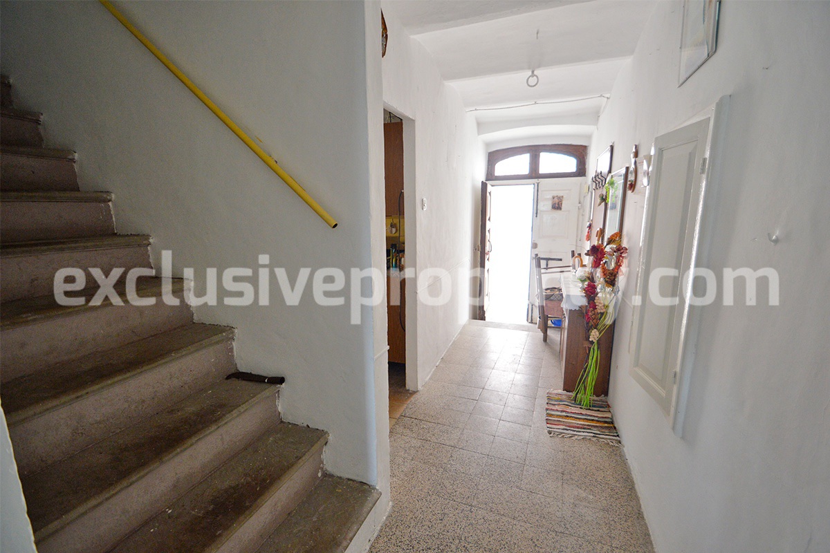 Large stone house habitable with outdoor space for sale in Abruzzo 41