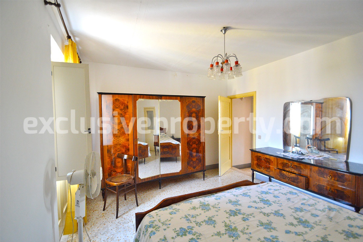 Habitable house with garage located in the ancient village of Fraine - Abruzzo 20