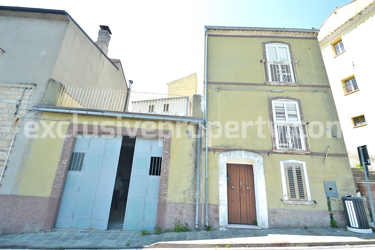 Town house with panoramic terrace cellar and garage for sale in Abruzzo 1