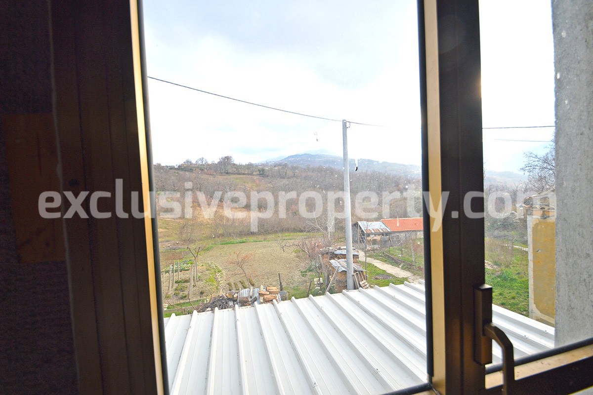 Two buildings with garden and stone henhouse for sale in Abruzzo 13