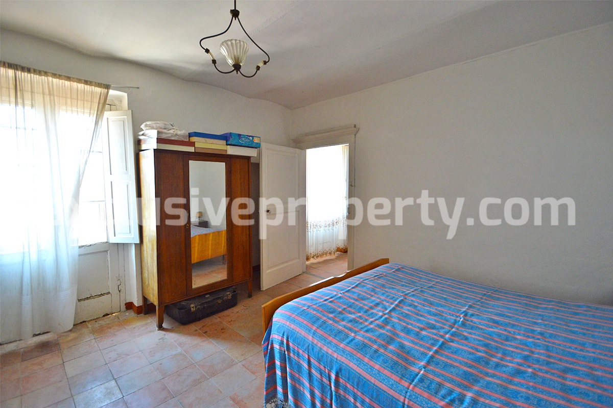 Town house for sale in Italy - Civitacampomarano