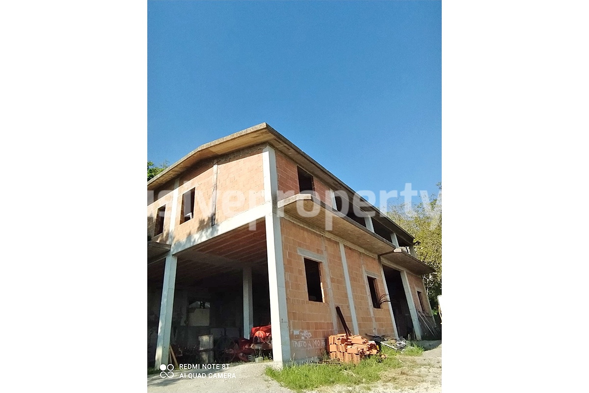 Farm house for sale in Abruzzo - Italy