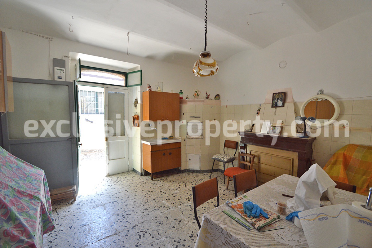 Town house with outside space in the center of a big town - Trivento 3