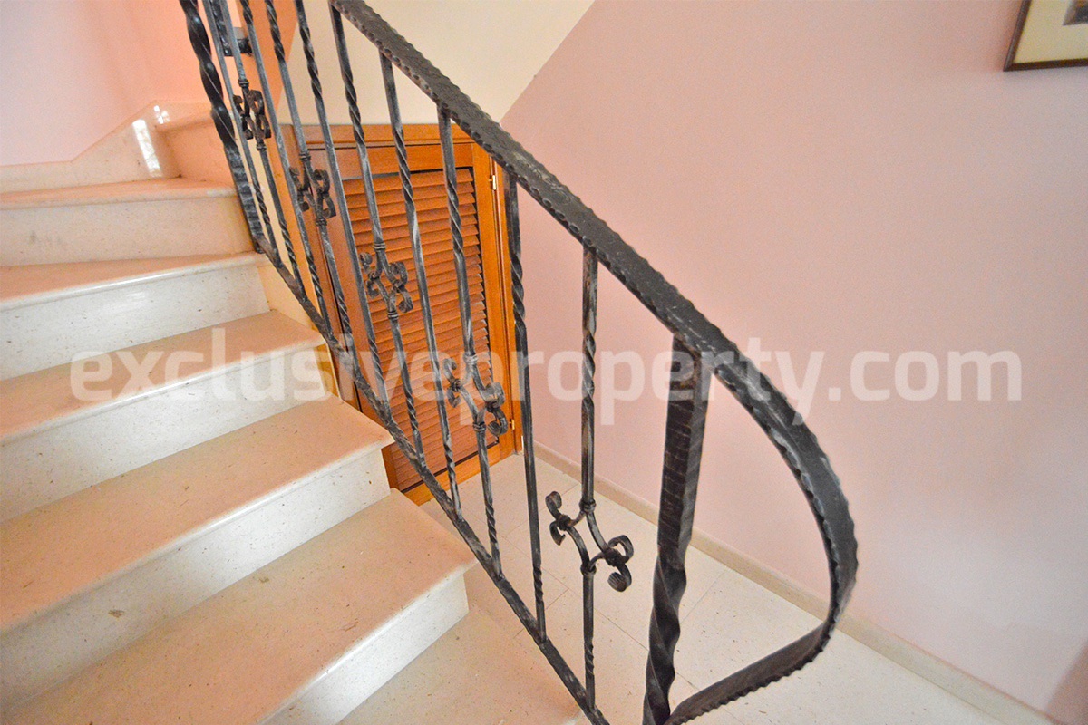 Spacious habitable house with private lift - garage and terrace for sale in Casalbordino - Abruzzo 23