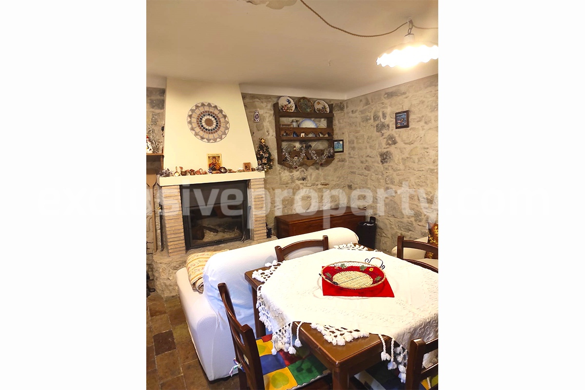 Amazing character town house completely restored for sale in Guilmi - Abruzzo - Italy 28