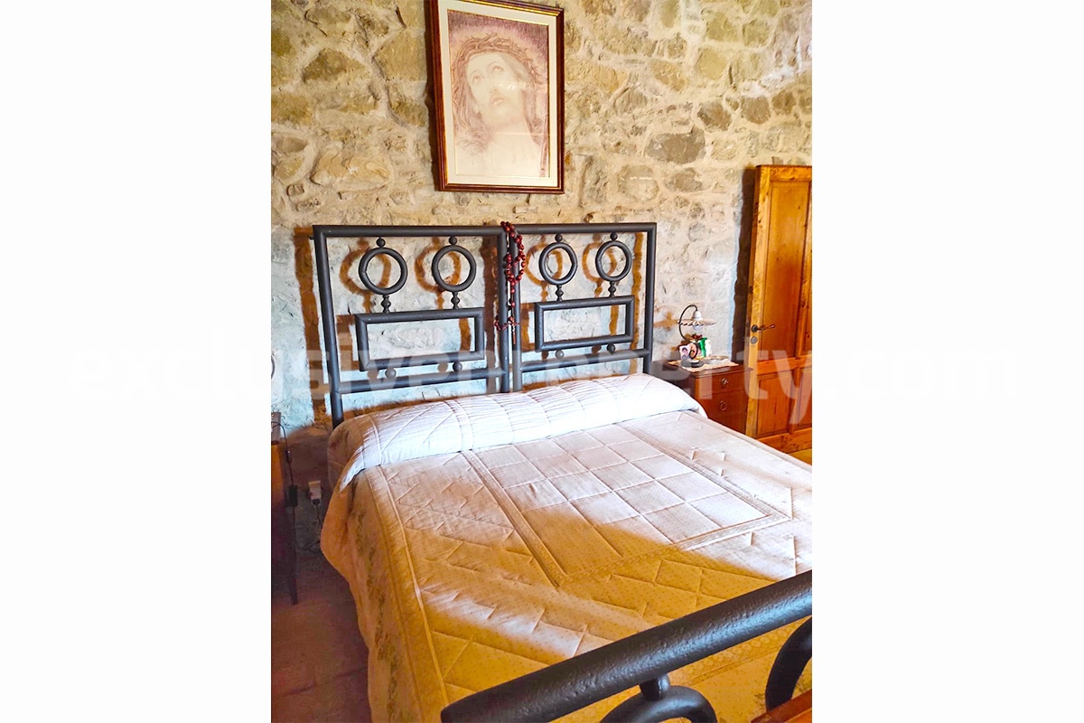 Amazing character town house completely restored for sale in Guilmi - Abruzzo - Italy 5
