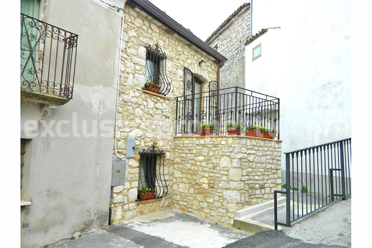 Lovely stone and character house renovated for sale in Abruzzo Italy - Guilmi 33