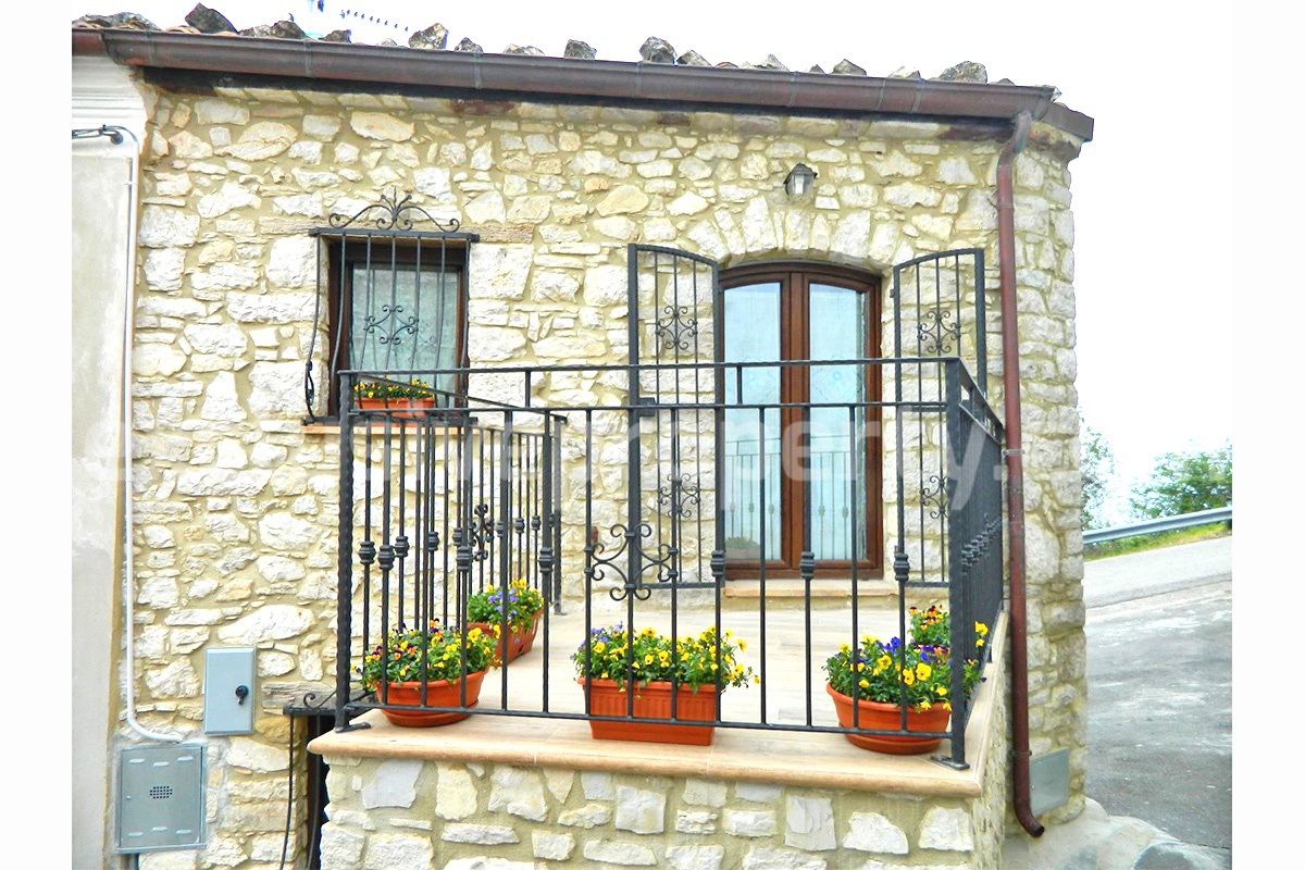 Lovely stone and character house renovated for sale in Abruzzo Italy - Guilmi 32