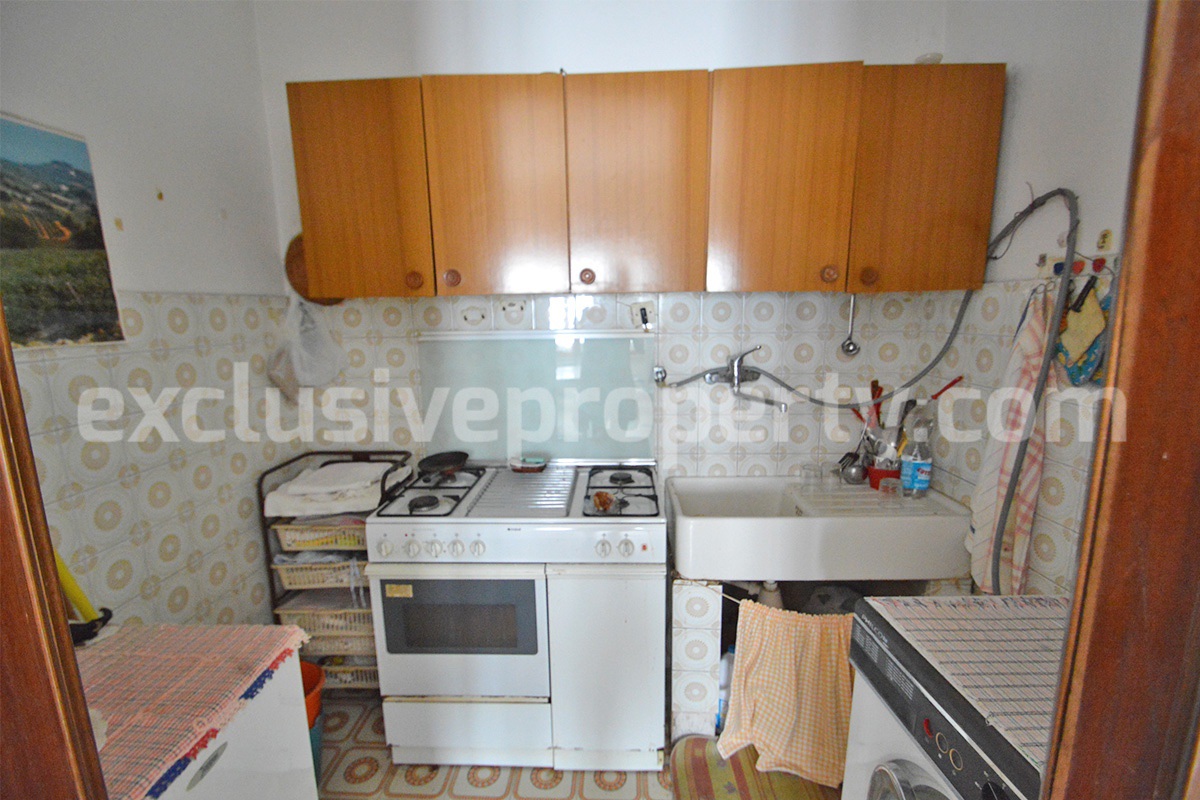 Town house with cellar for sale in the Molise Region - Tavenna 7