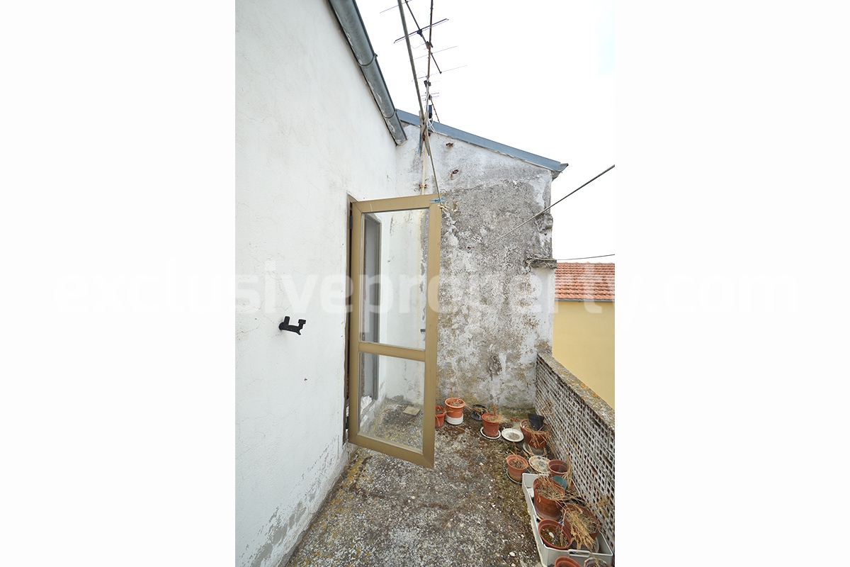 Town house with cellar for sale in the Molise Region - Tavenna 15