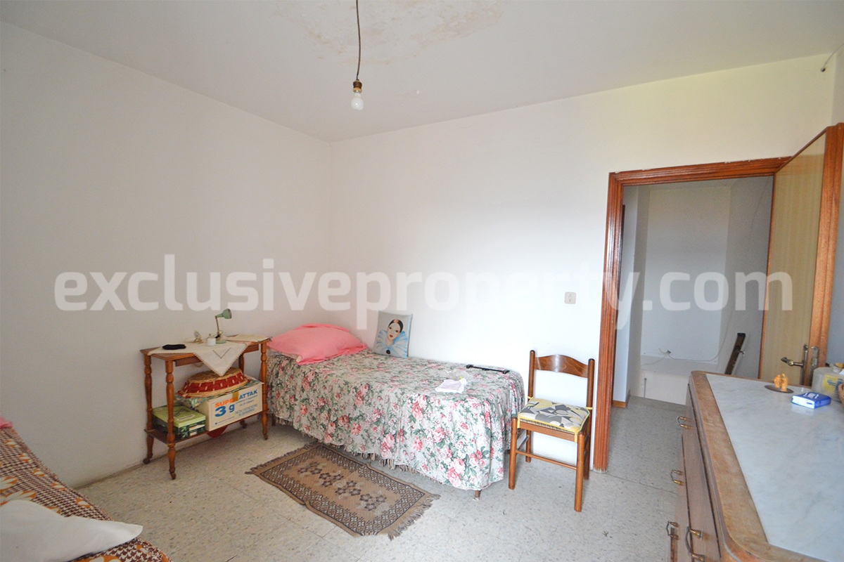Town house with cellar for sale in the Molise Region - Tavenna 18