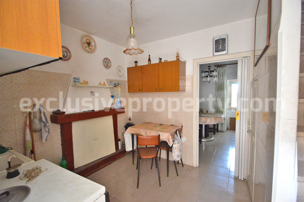 Town house for sale a few km from the coast in Mafalda - Molise 4