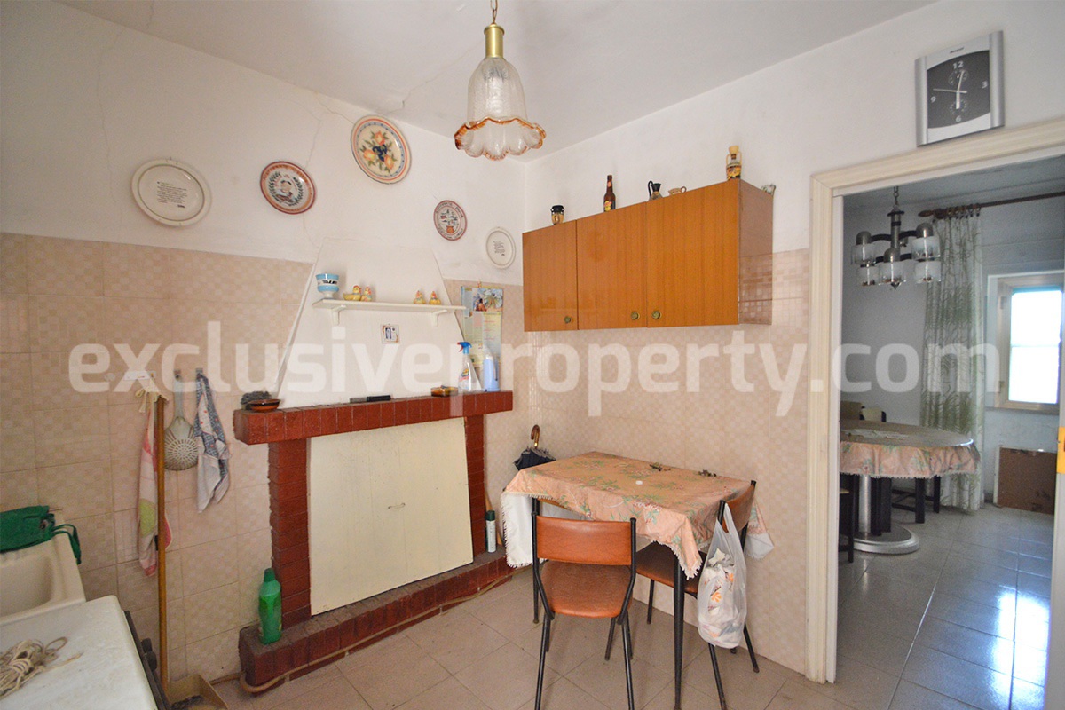 Town house for sale a few km from the coast in Mafalda - Molise 6