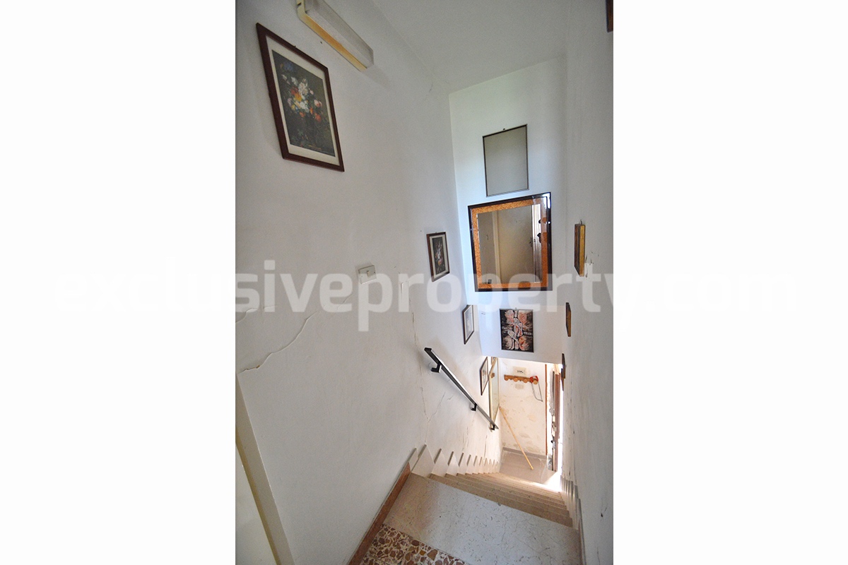 Town house for sale a few km from the coast in Mafalda - Molise 13