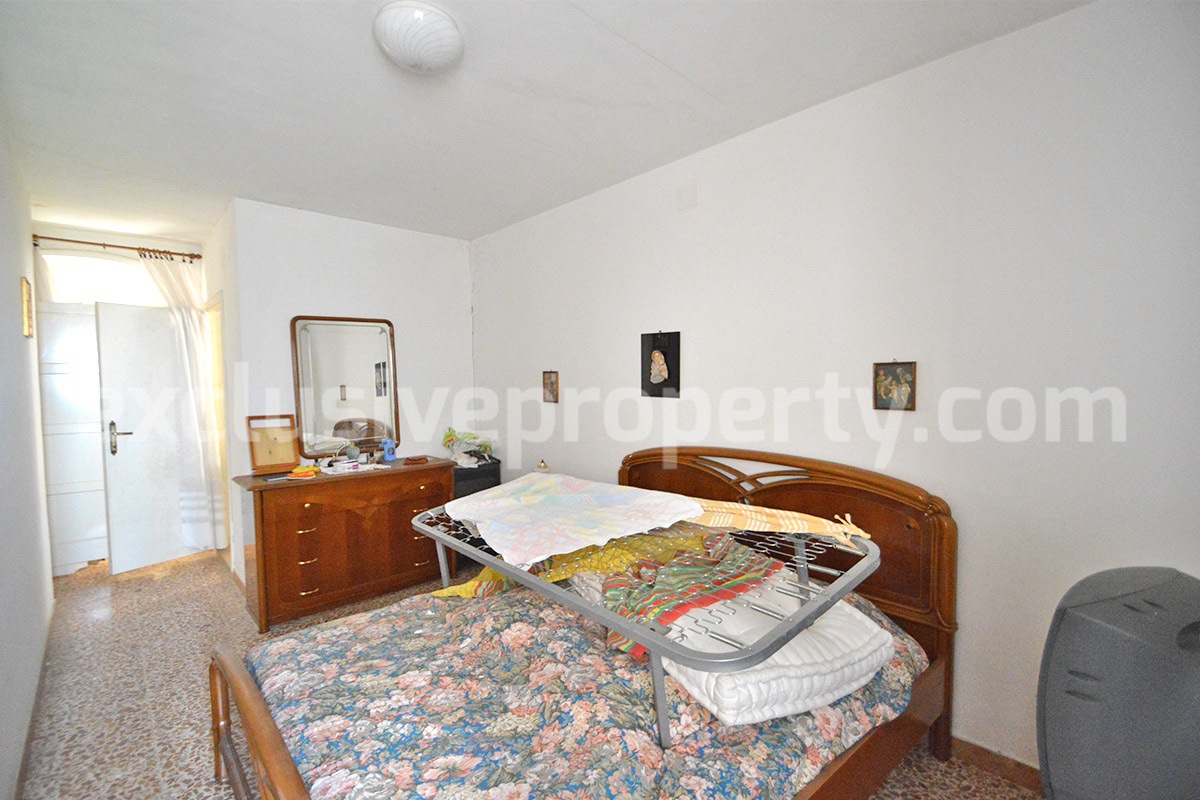 Town house for sale a few km from the coast in Mafalda - Molise 16