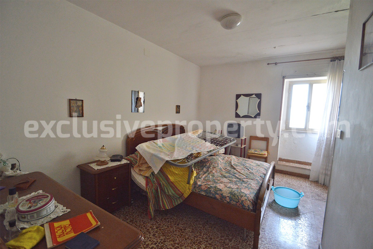 Town house for sale a few km from the coast in Mafalda - Molise 17