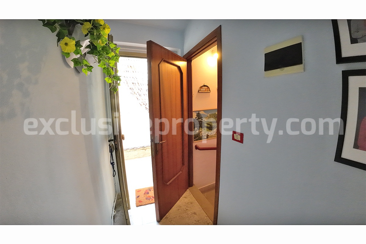 Ready to move - habitable town house in good condition for sale Abruzzo - Dogliola 11