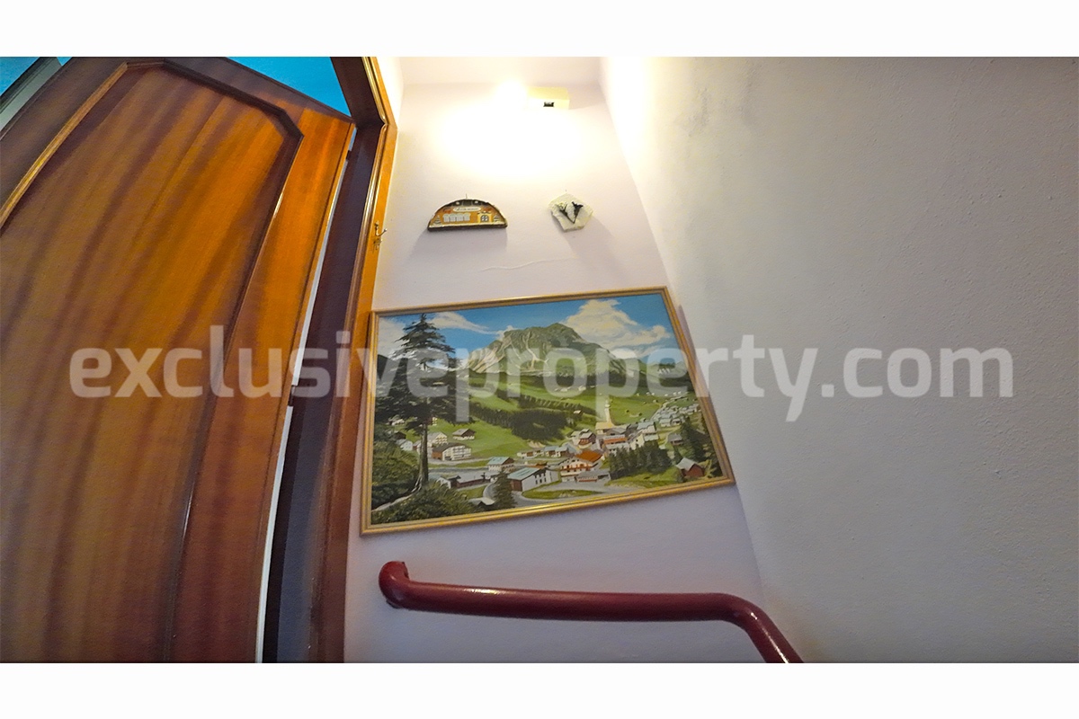 Ready to move - habitable town house in good condition for sale Abruzzo - Dogliola 13