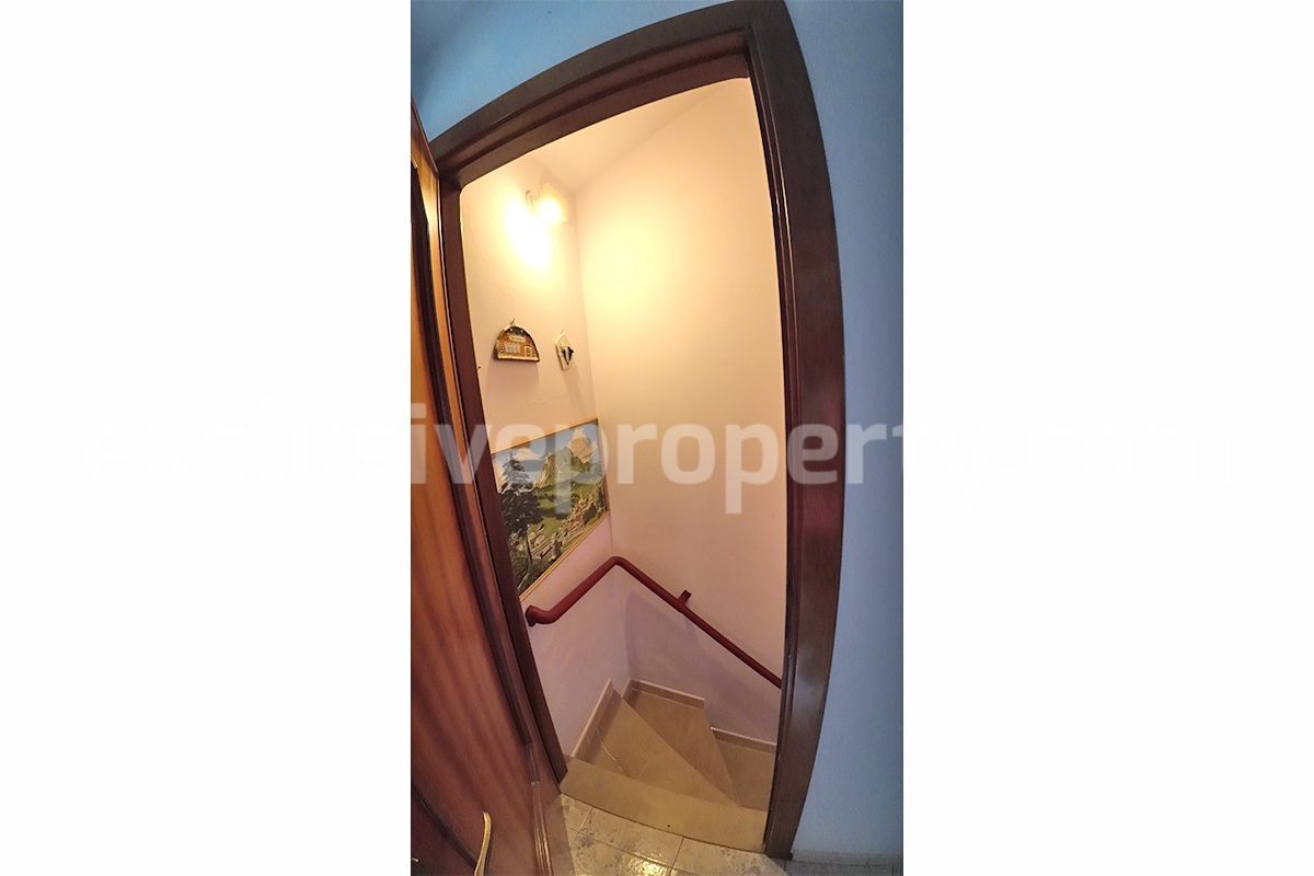 Ready to move - habitable town house in good condition for sale Abruzzo - Dogliola 12
