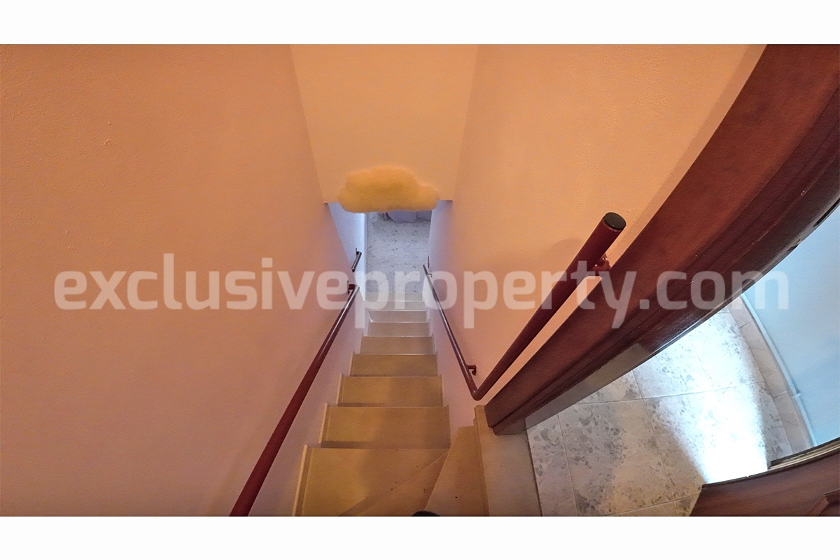 Ready to move - habitable town house in good condition for sale Abruzzo - Dogliola 14