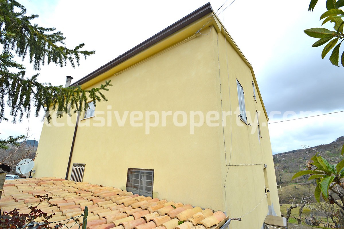 Property with land independent garage and panoramic terrace in Abruzzo 7