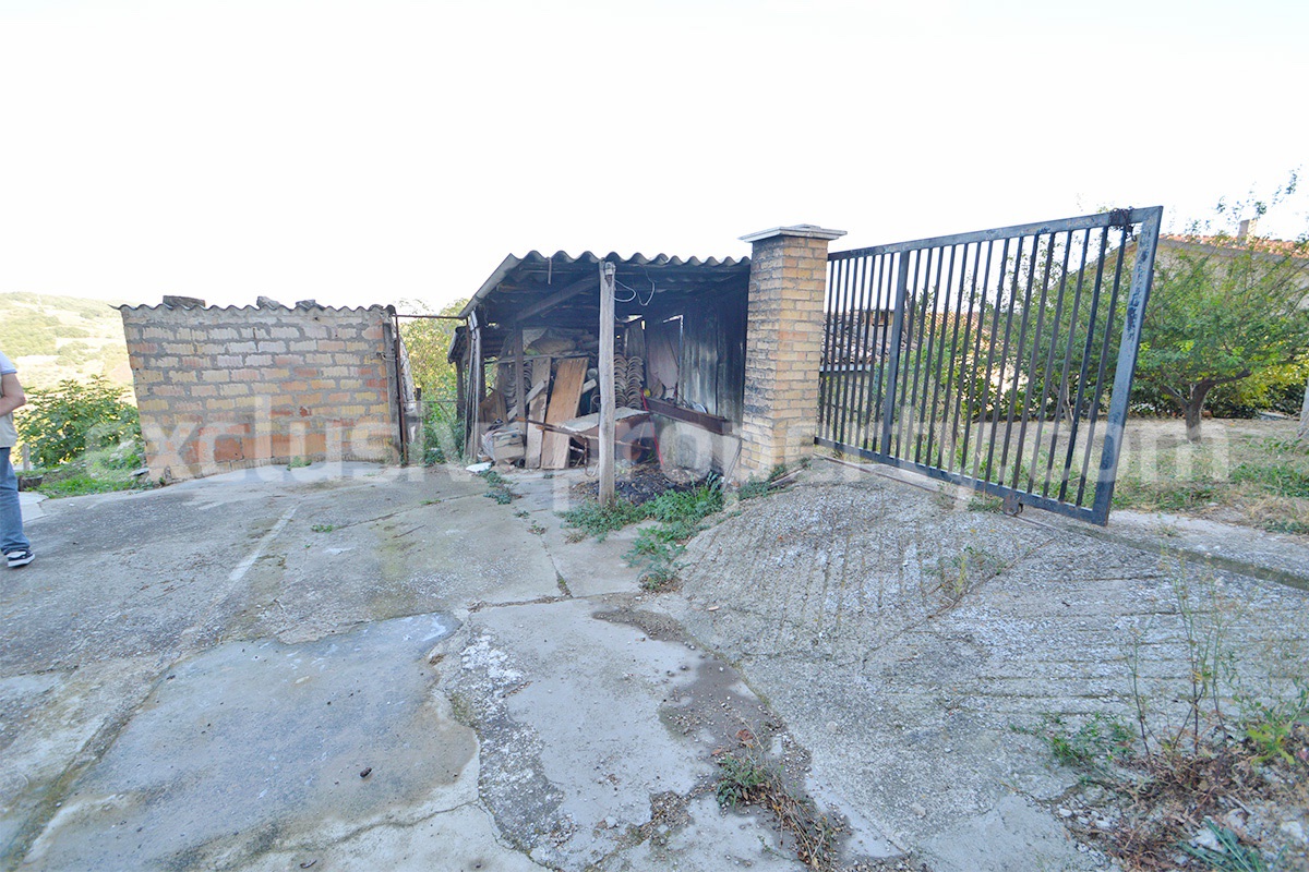 Habitable town house with garden for sale in Carunchio - Abruzzo 51