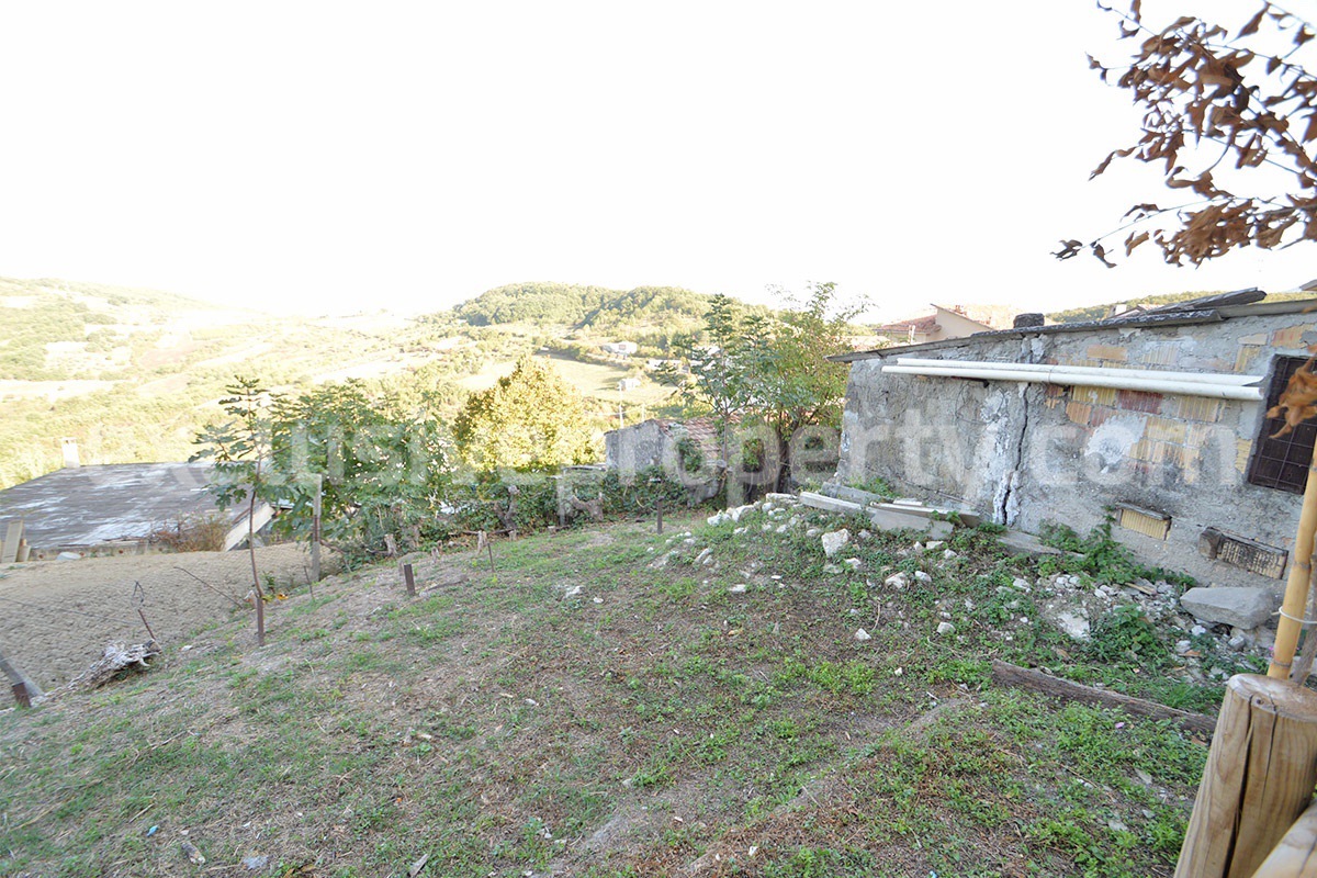 Habitable town house with garden for sale in Carunchio - Abruzzo 53