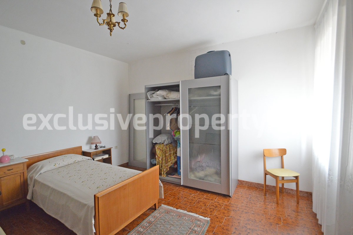 Property with land independent garage and panoramic terrace in Abruzzo 20