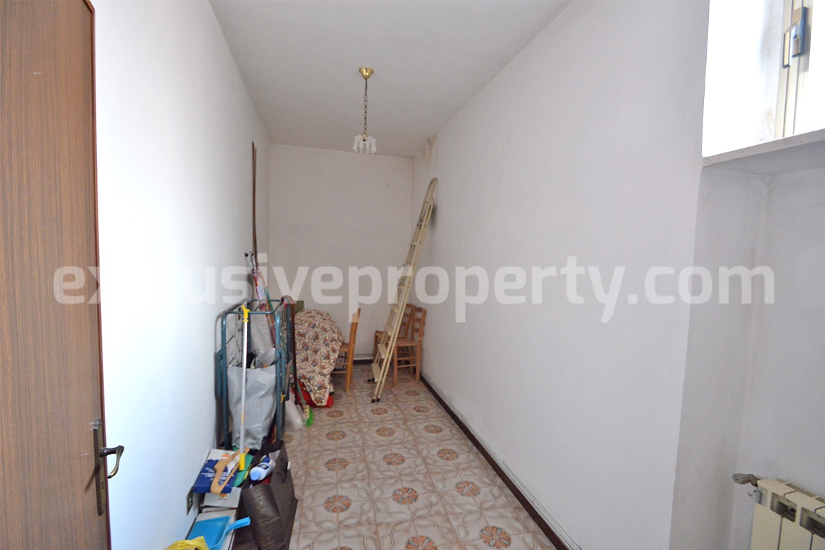 Habitable town house with garage for sale in San Felice del Molise 19