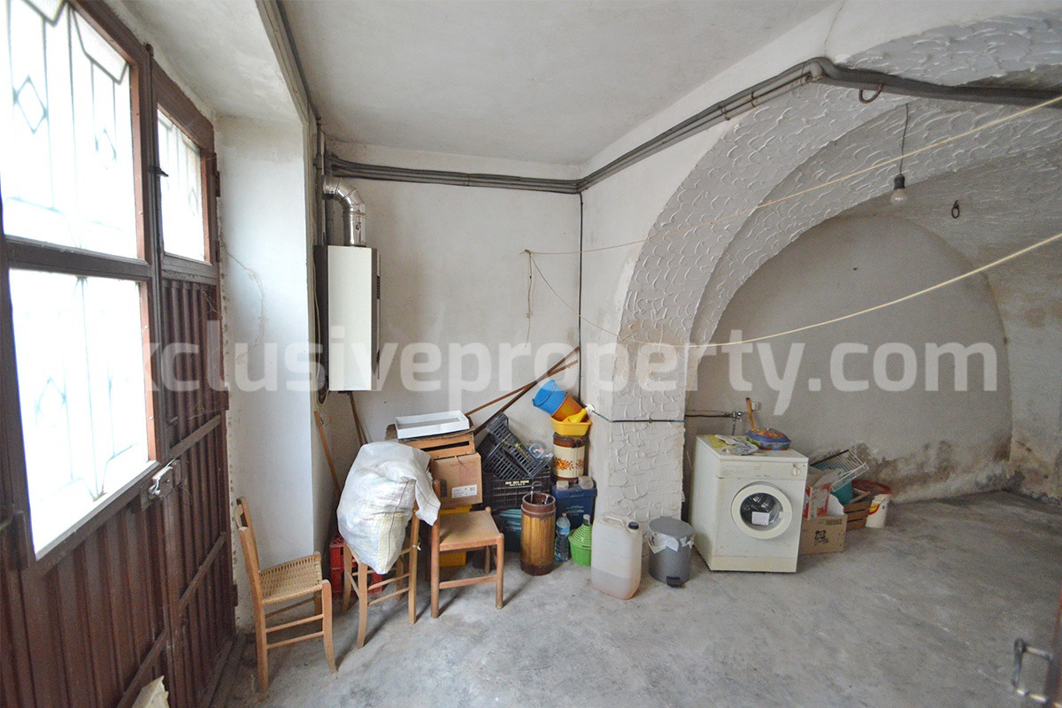 Habitable town house with garage for sale in San Felice del Molise 24