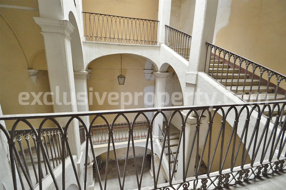 Spacious apartment in an historic building in the center of Casalbordino - Abruzzo 11