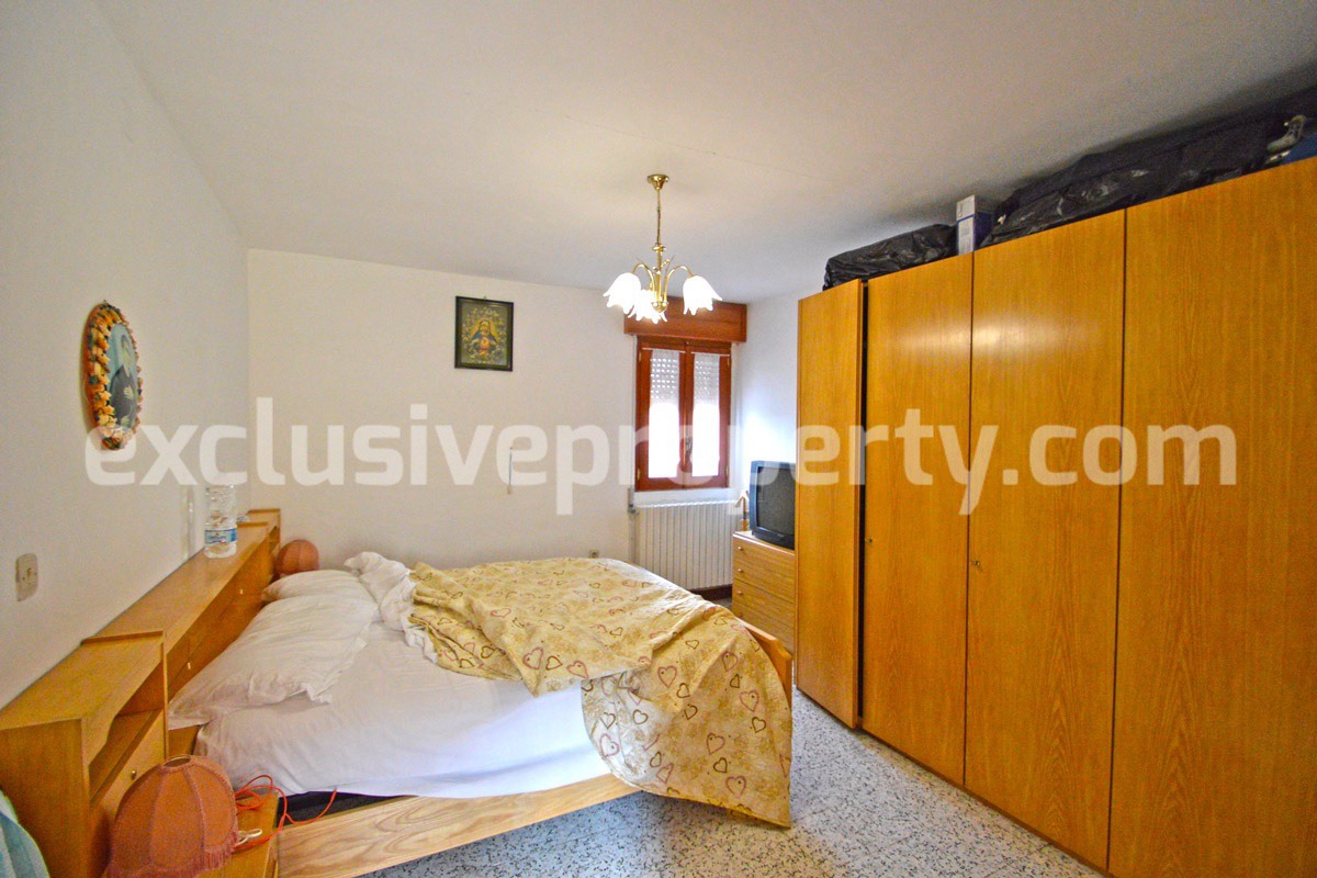 Spacious house with panoramic view of the valley for sale in Italy 23