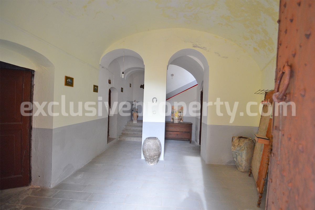 Historic stone building - Antique Italian Palazzo - with terraces for sale in Molise - Italy 63