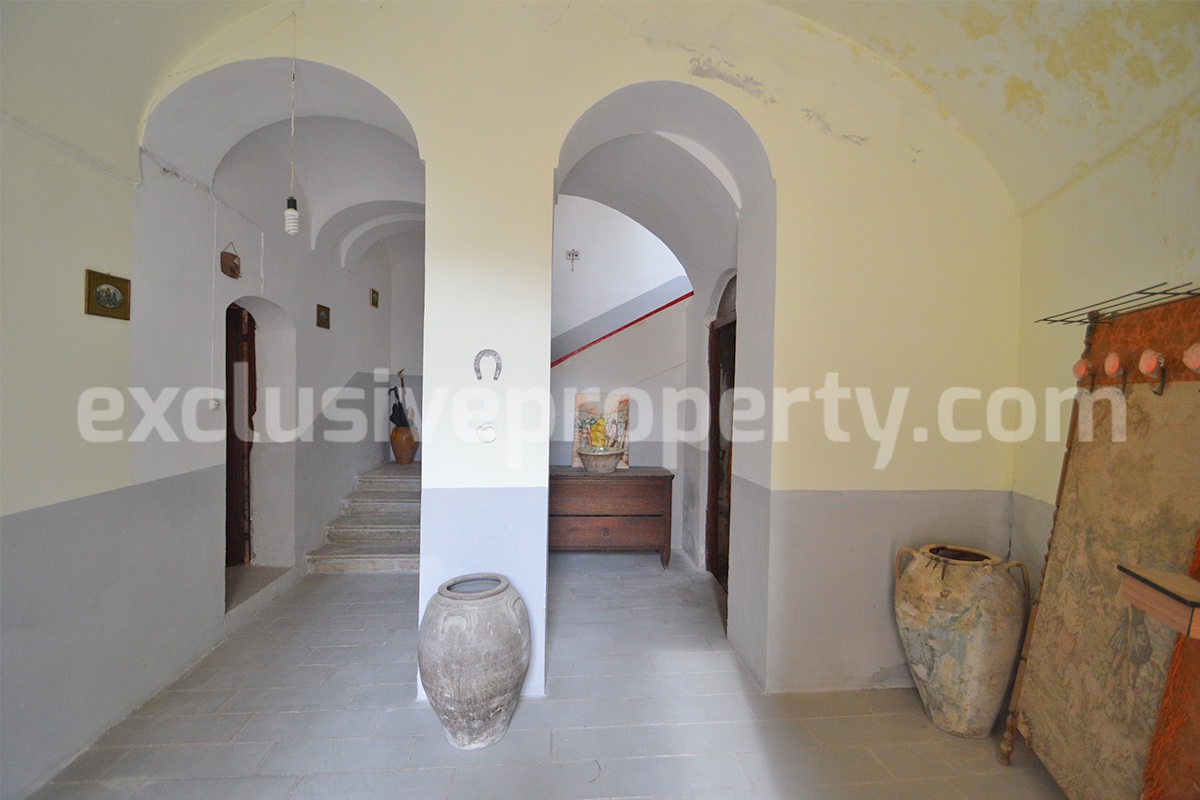 Historic stone building - Antique Italian Palazzo - with terraces for sale in Molise - Italy 52