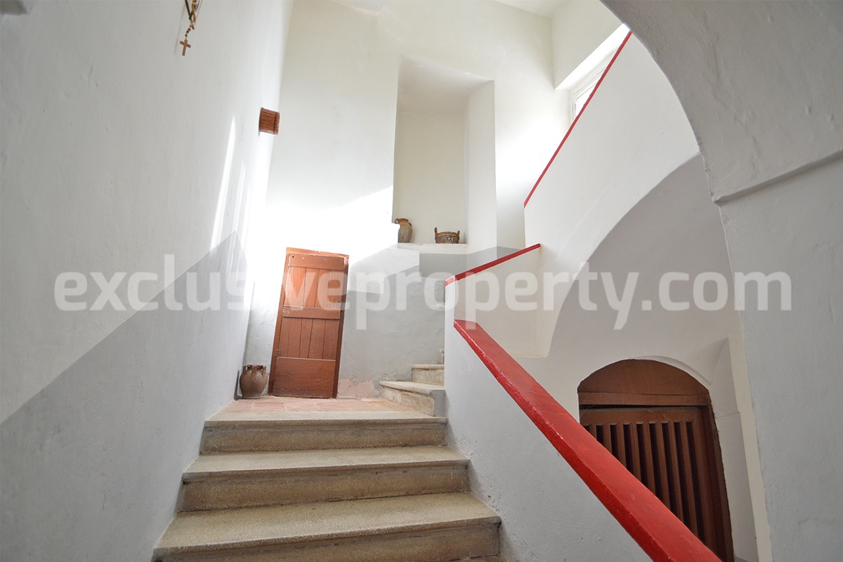 Historic stone building - Antique Italian Palazzo - with terraces for sale in Molise - Italy 46