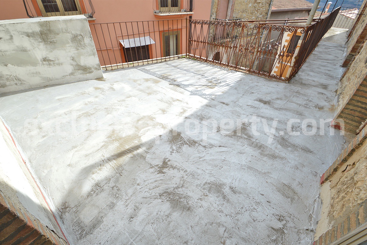 Historic stone building - Antique Italian Palazzo - with terraces for sale in Molise - Italy 33