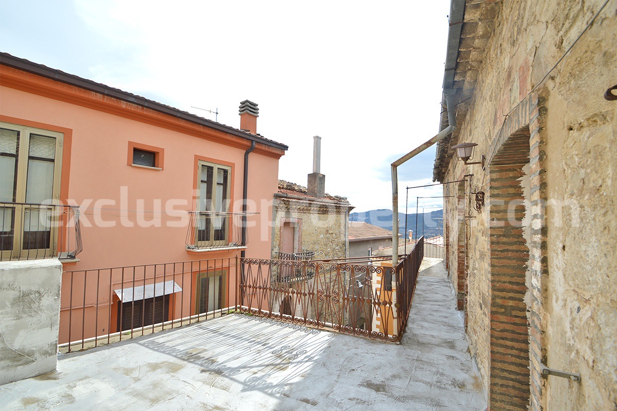 Historic stone building - Antique Italian Palazzo - with terraces for sale in Molise - Italy 32